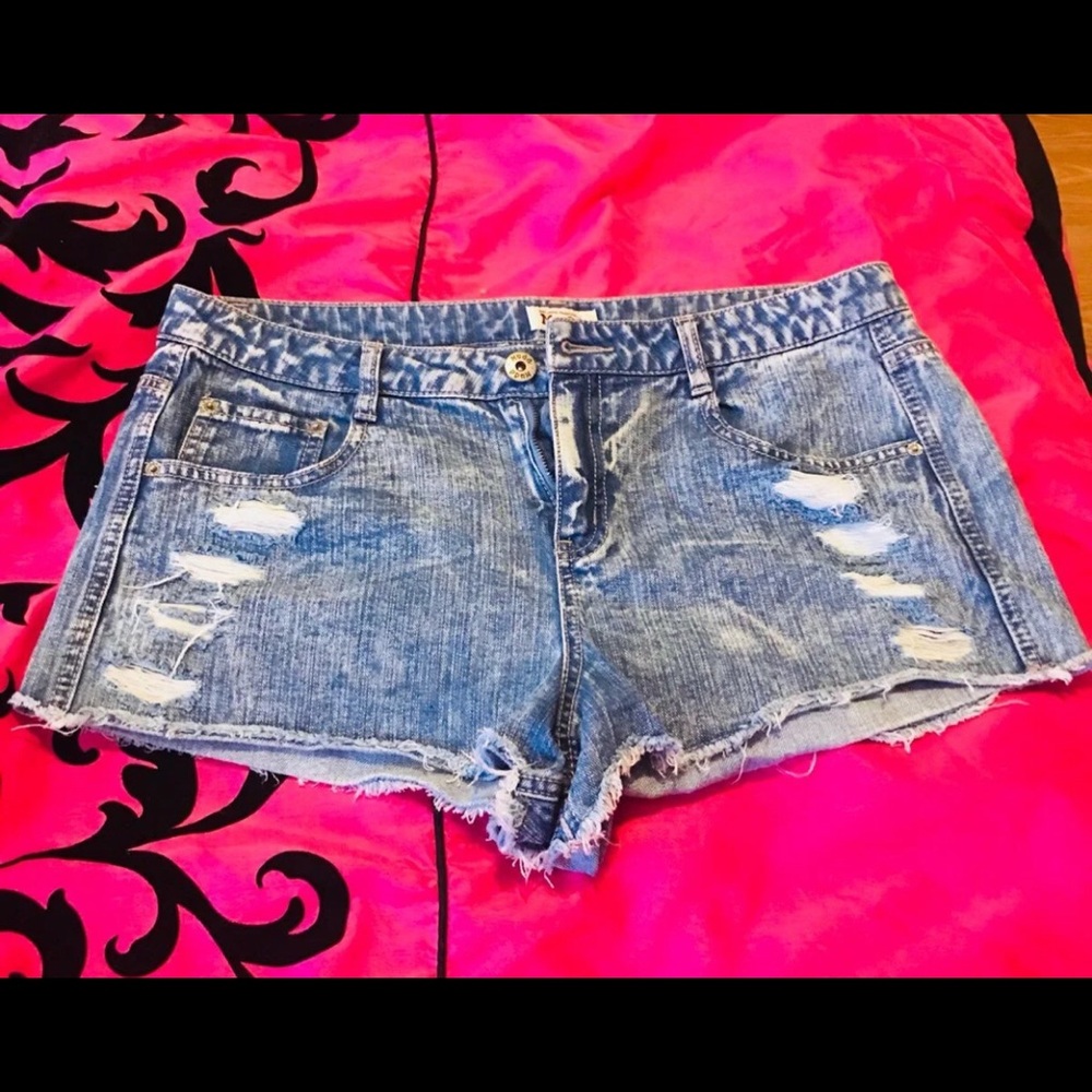 Mossimo Size 17 Highwaisted Shorts